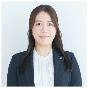 著者近影：後藤朱