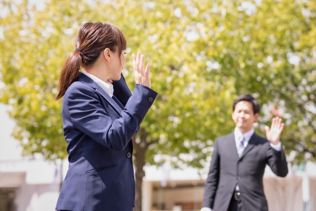 挨拶はあかるく元気に