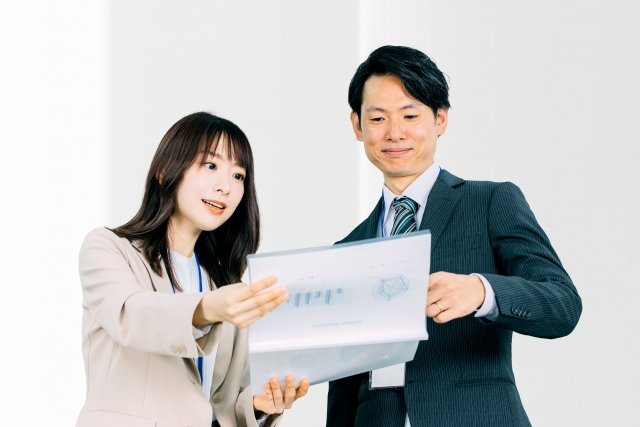 イメージ：年下のメンバーへの指導